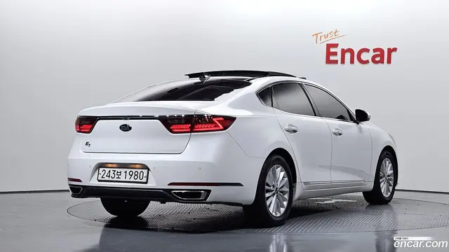 Main__Slider__Photo:K7 Kia 2017.4-1