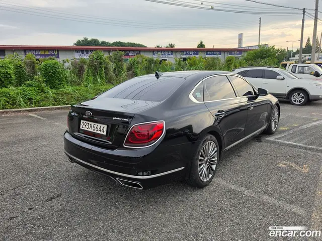 Main__Slider__Photo:K9 Kia 2018.5-1