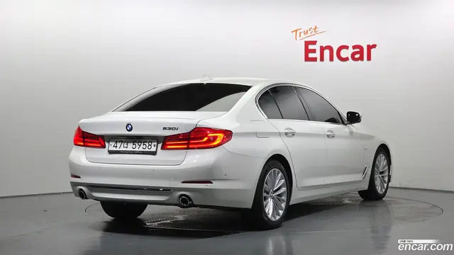 Main__Slider__Photo:5-Series BMW 2018.11-1