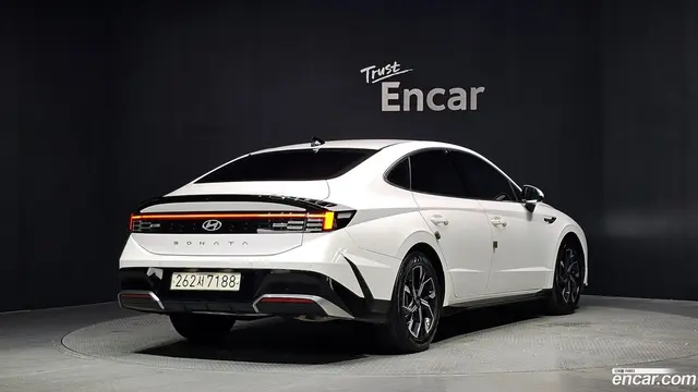 Main__Slider__Photo:Sonata Hyundai 2024.10-1
