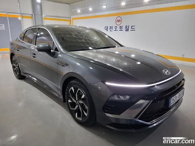 Main__Slider__Photo:Sonata Hyundai 2024.8-1