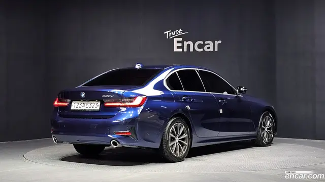 Main__Slider__Photo:3-Series BMW 2019.11-1