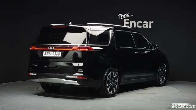 Main__Slider__Photo:Canival Kia 2023.4-1