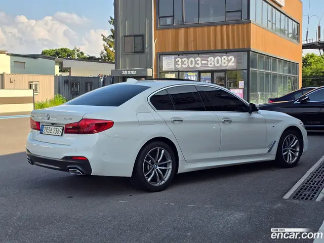 Main__Slider__Photo:5-Series BMW 2018.0-1