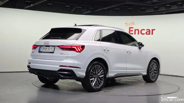Main__Slider__Photo:Q3 Audi 2022.9-1