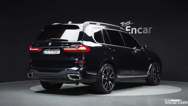 Main__Slider__Photo:X7 BMW 2022.2-1