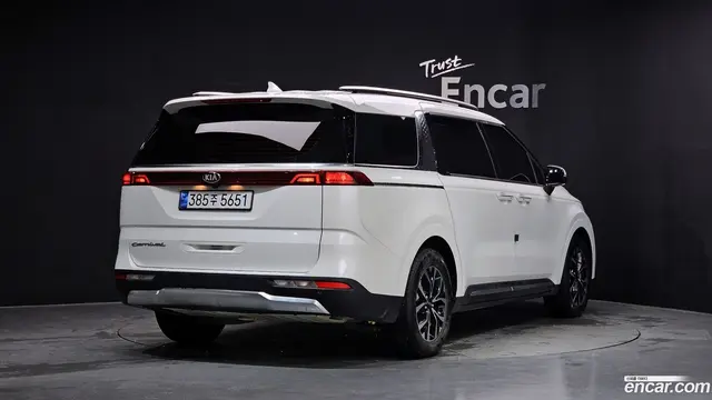Main__Slider__Photo:Canival Kia 2021.5-1