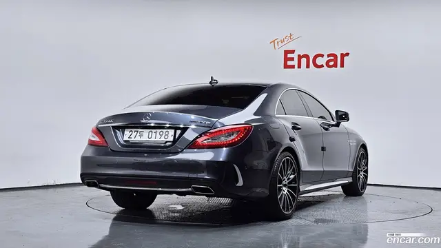 Main__Slider__Photo:CLS-Class Mercedes-Benz 2015.7-1
