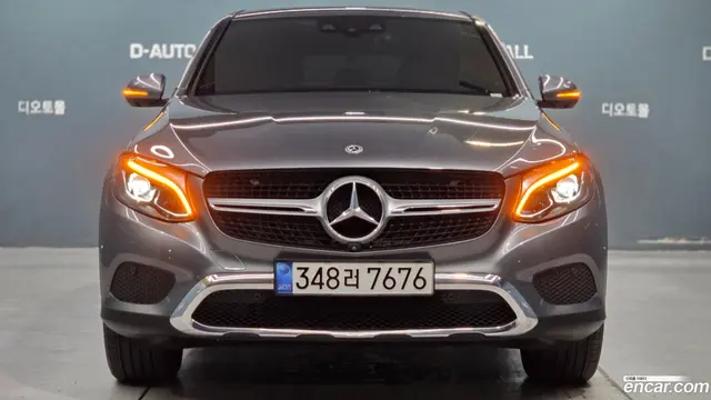Main__Slider__Photo:GLC-Class Mercedes-Benz 2019.2-1