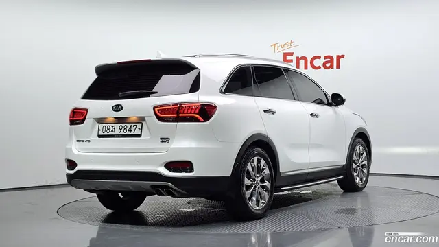Main__Slider__Photo:Sorento Kia 2018.6-1