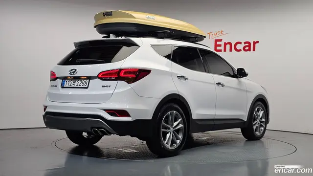 Main__Slider__Photo:Santafe Hyundai 2016.7-1