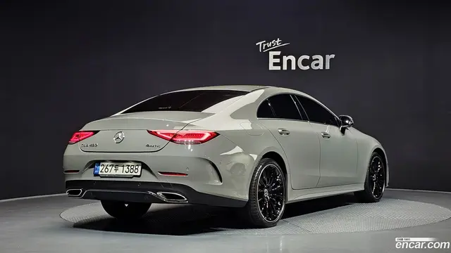 Main__Slider__Photo:CLS-Class Mercedes-Benz 2020.11-1