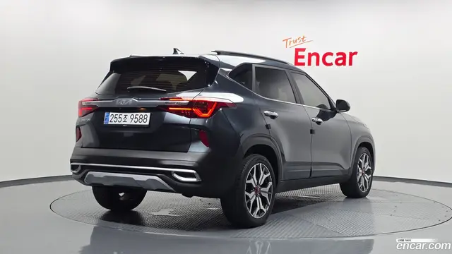 Main__Slider__Photo:Seltos Kia 2022.5-1