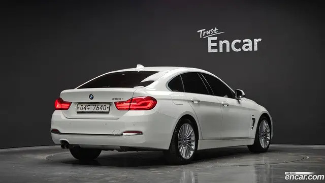 Main__Slider__Photo:4-Series BMW 2018.11-1