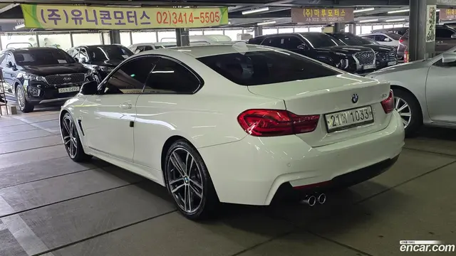 Main__Slider__Photo:4-Series BMW 2017.10-1