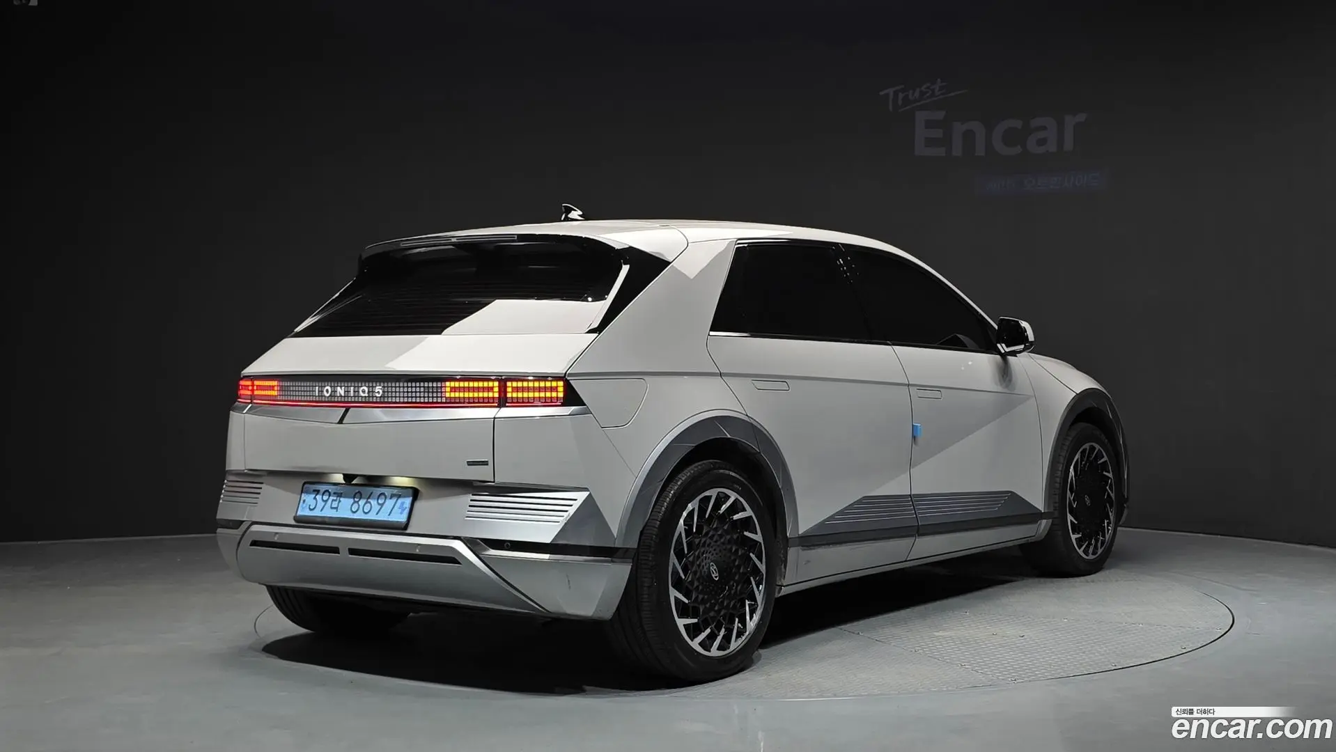 Main__Slider__Photo:Ioniq5 Hyundai 2022.5-1