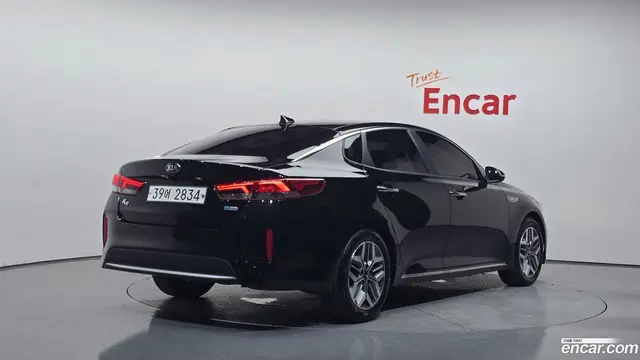 Main__Slider__Photo:K5 Kia 2019.3-1