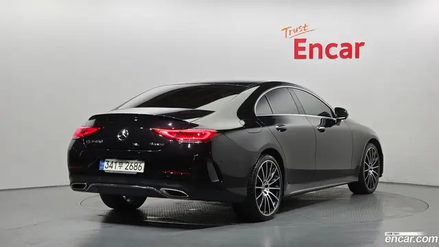 Main__Slider__Photo:CLS-Class Mercedes-Benz 2021.5-1
