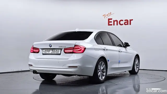 Main__Slider__Photo:3-Series BMW 2018.10-1