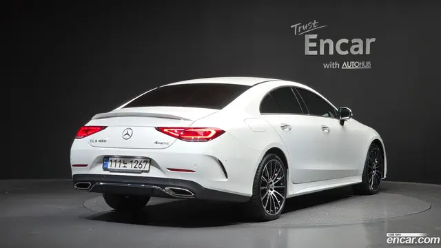 Main__Slider__Photo:CLS-Class Mercedes-Benz 2021.6-1