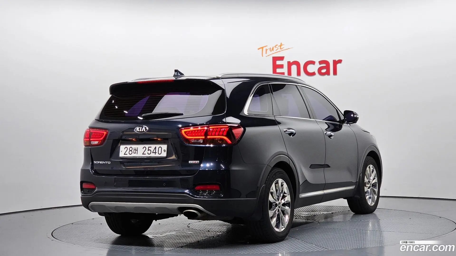 Main__Slider__Photo:Sorento Kia 2018.3-1
