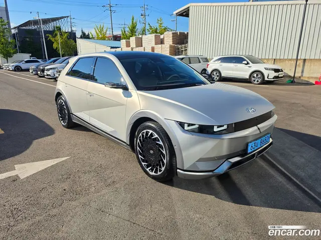 Main__Slider__Photo:Ioniq5 Hyundai 2021.7-1