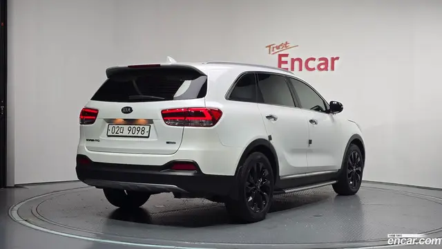 Main__Slider__Photo:Sorento Kia 2017.5-1
