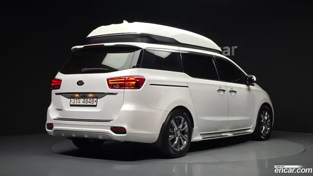 Main__Slider__Photo:Canival Kia 2019.0-1