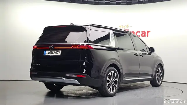Main__Slider__Photo:Canival Kia 2021.0-1