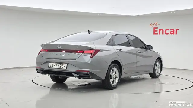 Main__Slider__Photo:AVANTE Hyundai 2022.7-1
