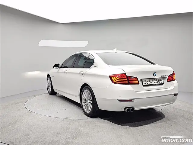 Main__Slider__Photo:5-Series BMW 2016.11-1