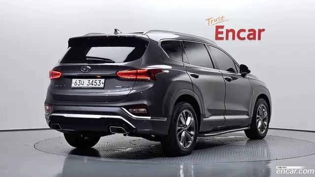Main__Slider__Photo:Santafe Hyundai 2019.2-1
