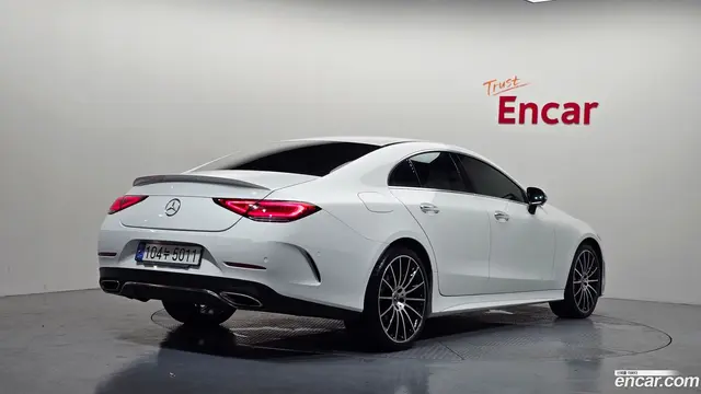 Main__Slider__Photo:CLS-Class Mercedes-Benz 2021.7-1