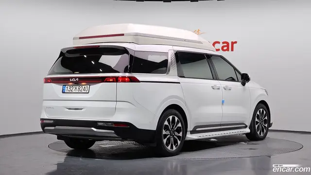 Main__Slider__Photo:Canival Kia 2023.3-1