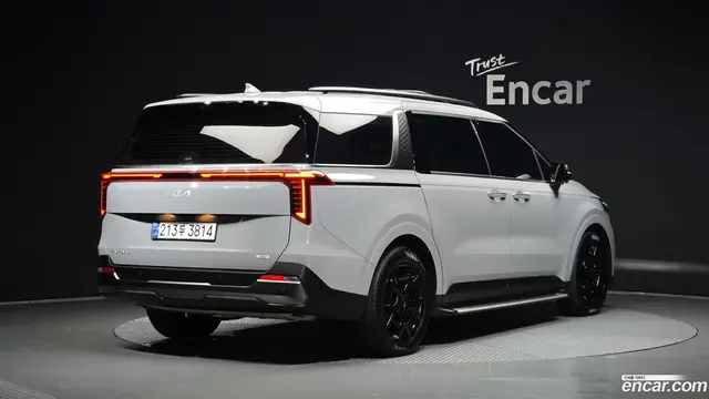 Main__Slider__Photo:Canival Kia 2024.6-1