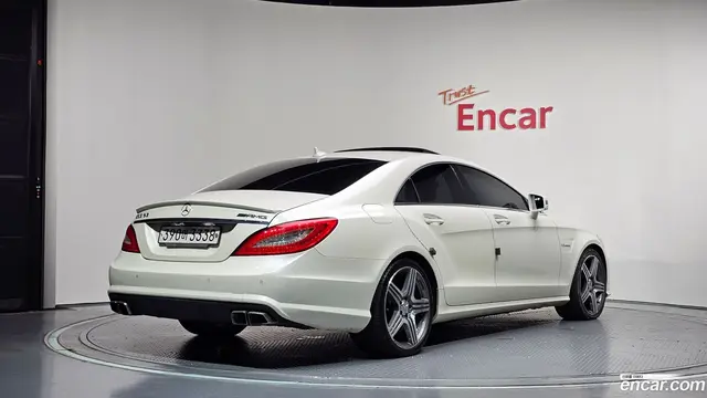 Main__Slider__Photo:CLS-Class Mercedes-Benz 2011.6-1