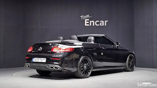 Main__Slider__Photo:C-Class Mercedes-Benz 2017.6-1