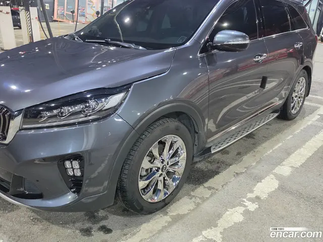 Main__Slider__Photo:Sorento Kia 2019.10-1