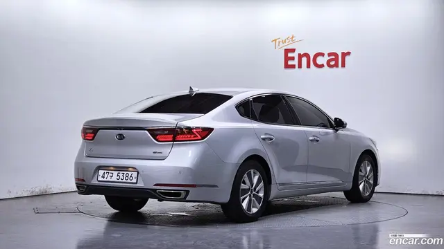 Main__Slider__Photo:K7 Kia 2017.2-1