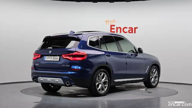 Main__Slider__Photo:X3 BMW 2019.4-1
