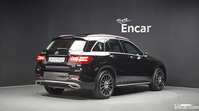 Main__Slider__Photo:GLC-Class Mercedes-Benz 2019.11-1