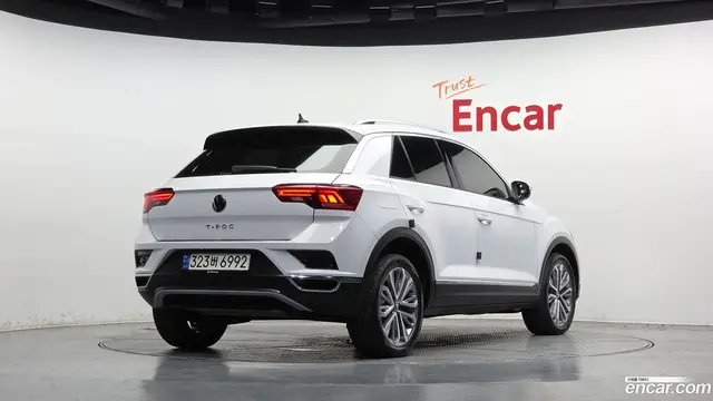 Main__Slider__Photo:T-Roc Volkswagen 2021.3-1