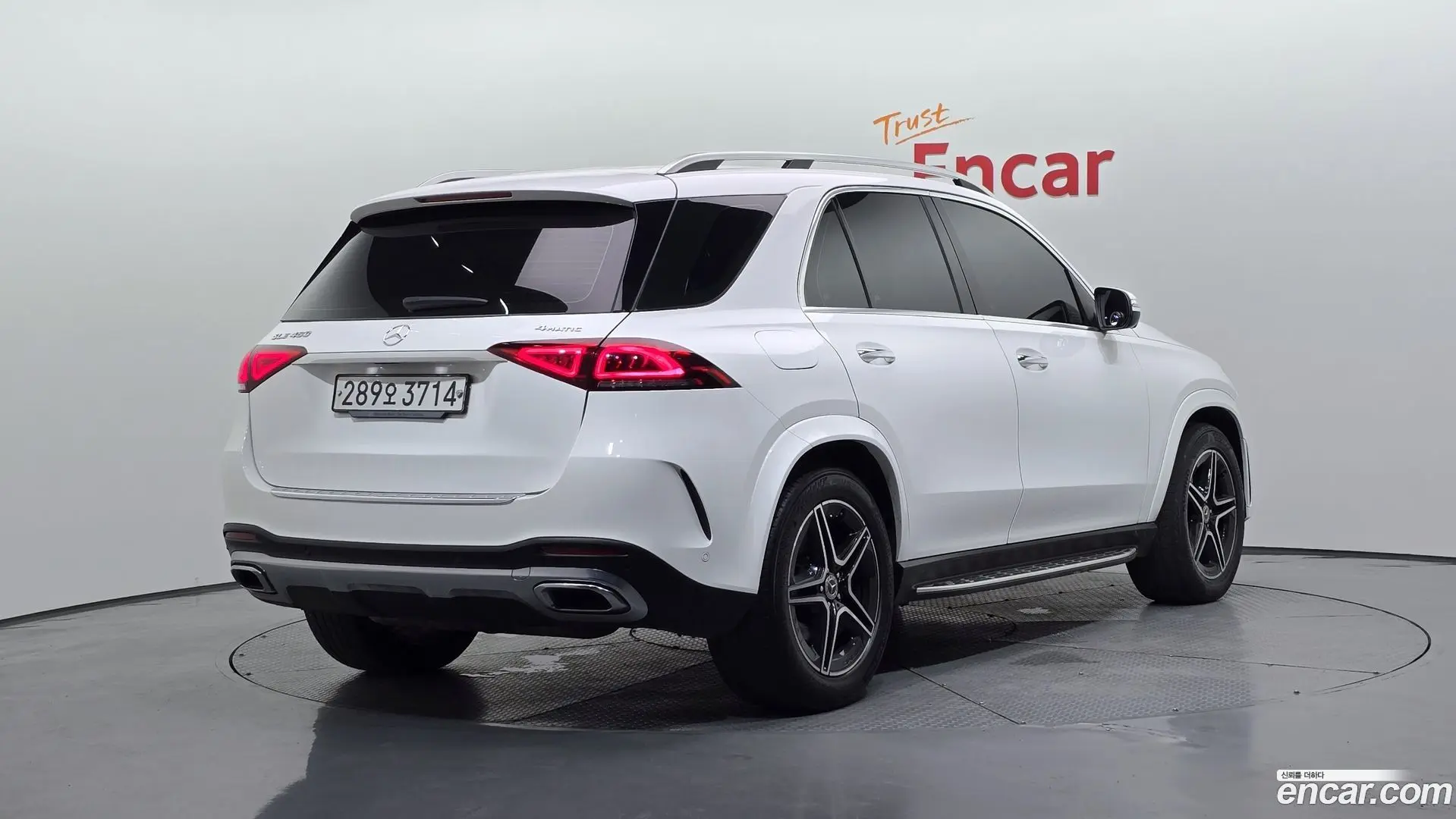 Main__Slider__Photo:GLE-Class Mercedes-Benz 2019.11-1