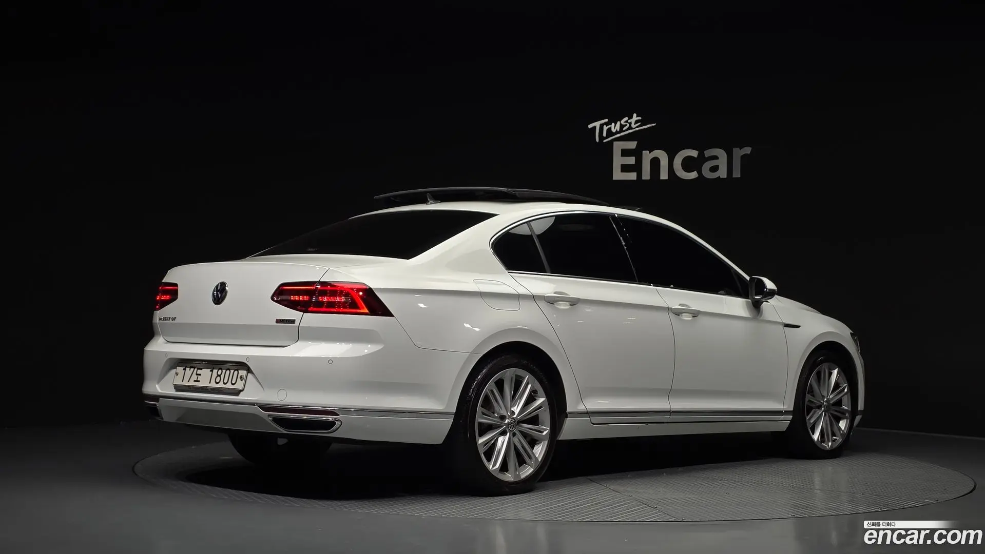 Main__Slider__Photo:Passat Volkswagen 2018.6-1