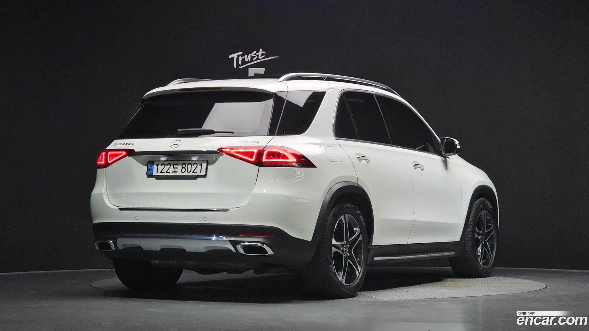 Main__Slider__Photo:GLE-Class Mercedes-Benz 2022.2-1