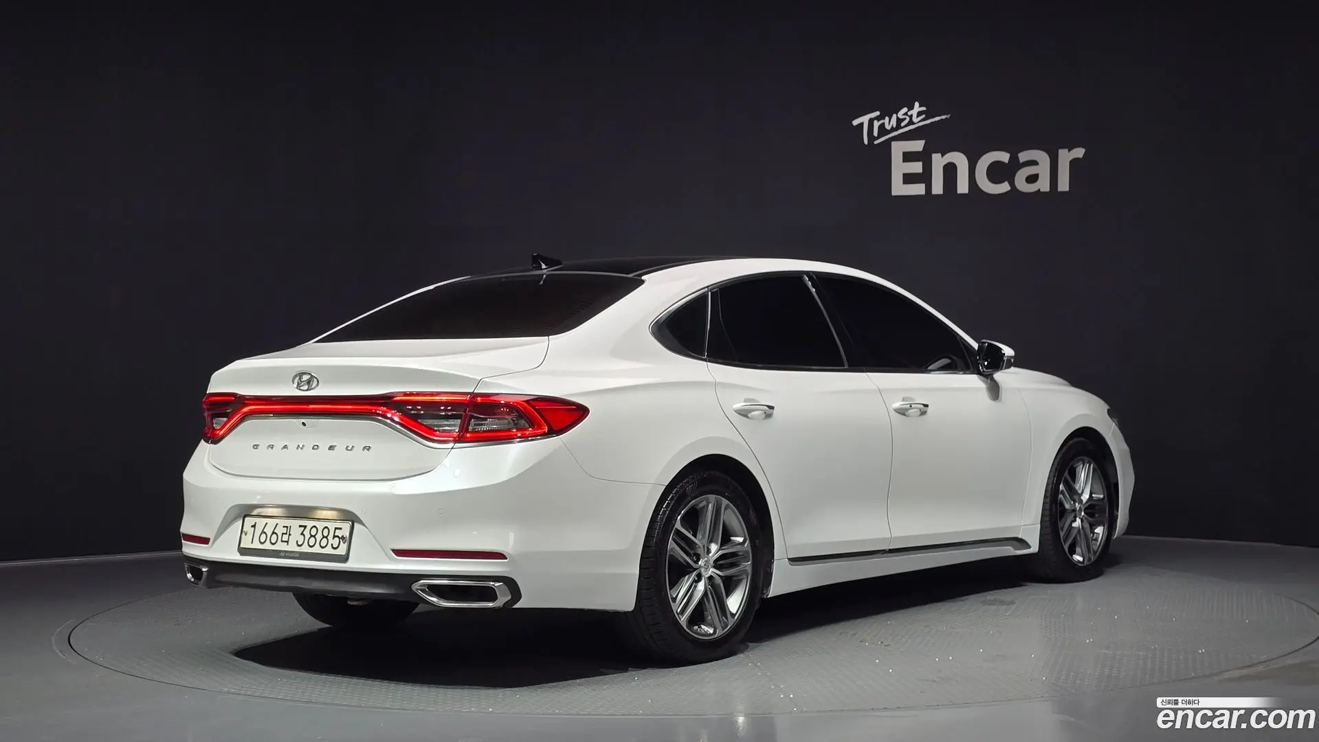 Main__Slider__Photo:Grandeur Hyundai 2018.5-1