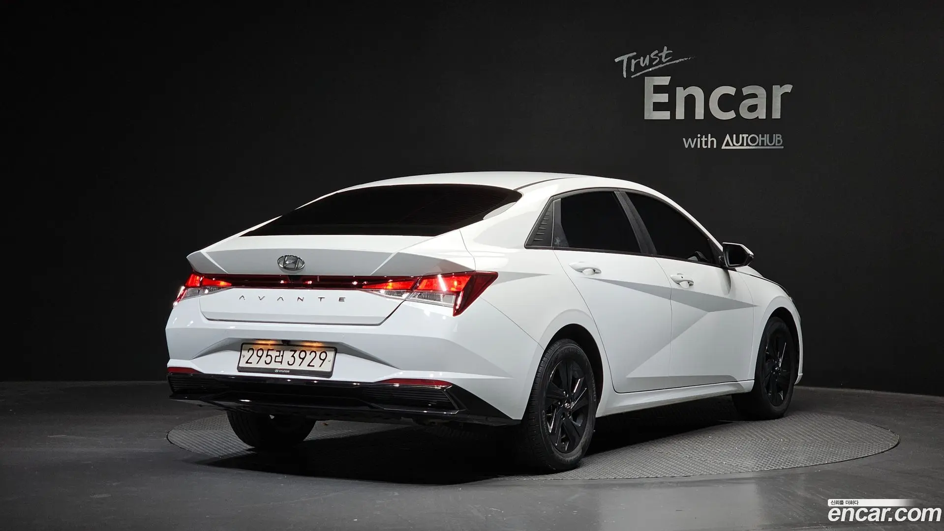 Main__Slider__Photo:AVANTE Hyundai 2023.0-1