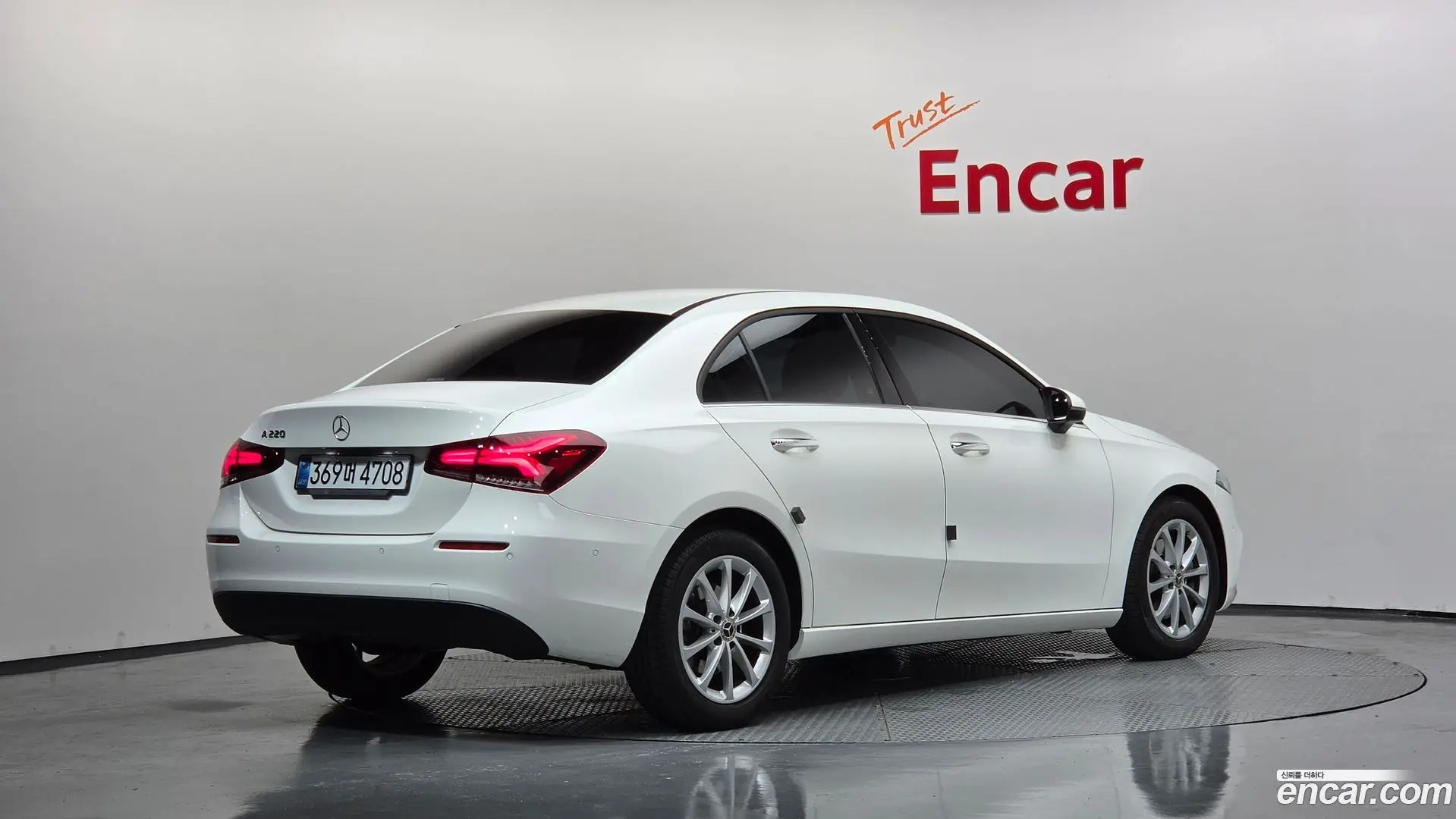 Main__Slider__Photo:A-Class Mercedes-Benz 2020.7-1
