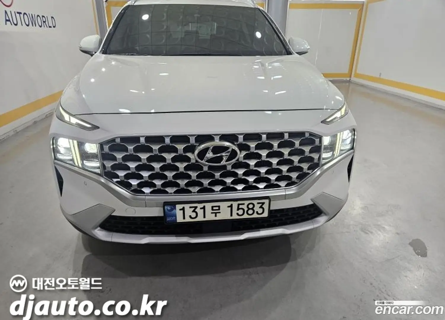 Main__Slider__Photo:Santafe Hyundai 2021.2-1