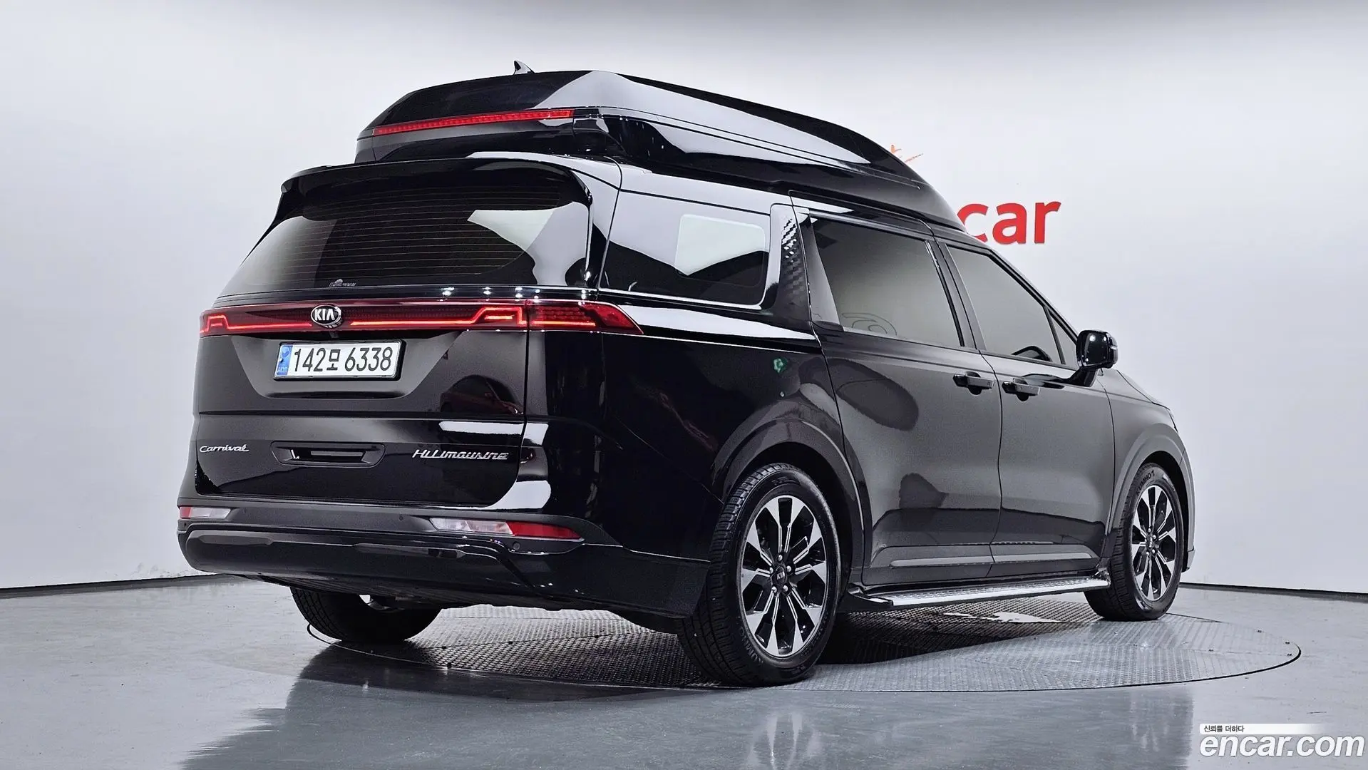 Main__Slider__Photo:Canival Kia 2021.1-1